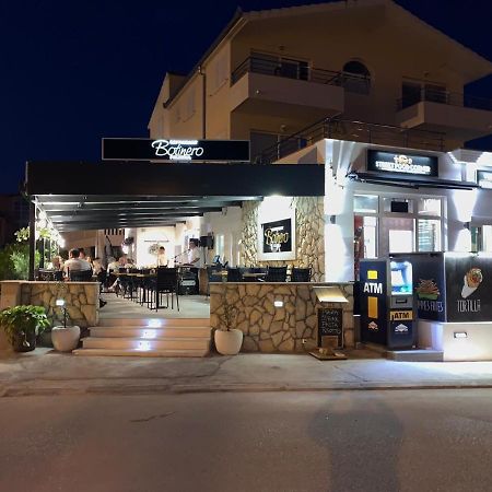 Apartments Villa Marina Рогозница Екстериор снимка